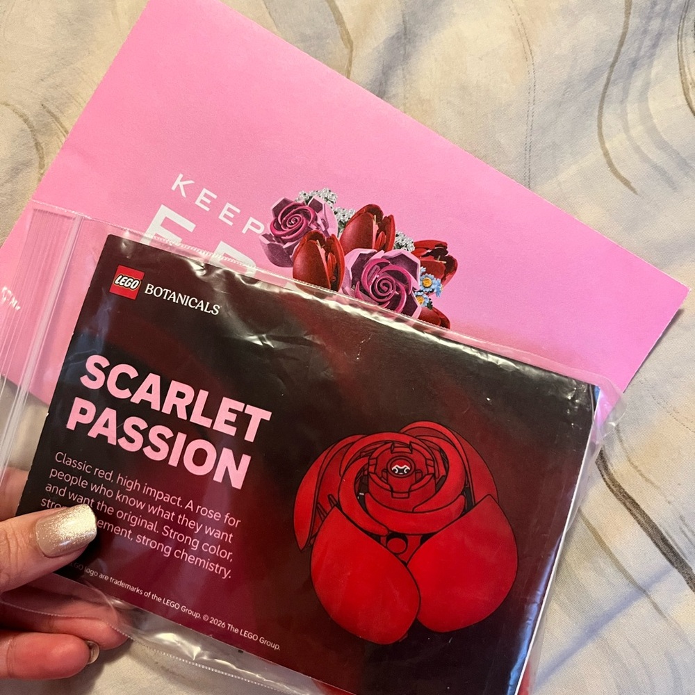 LEGO Botanicals “Scarlett Passion” Single Rose